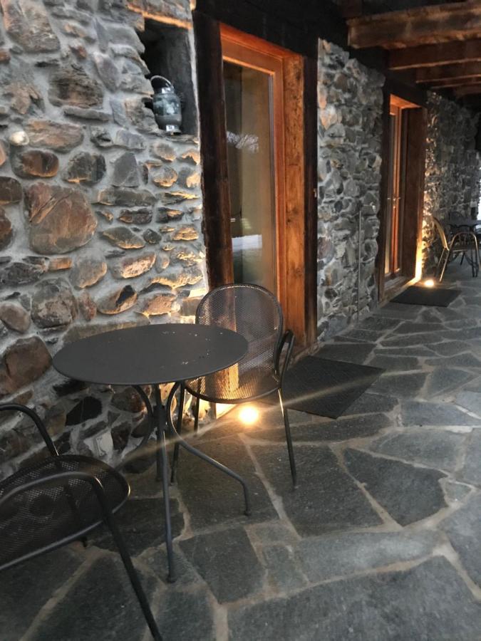 Le 30 Bed & Breakfast Troistorrents ภายนอก รูปภาพ