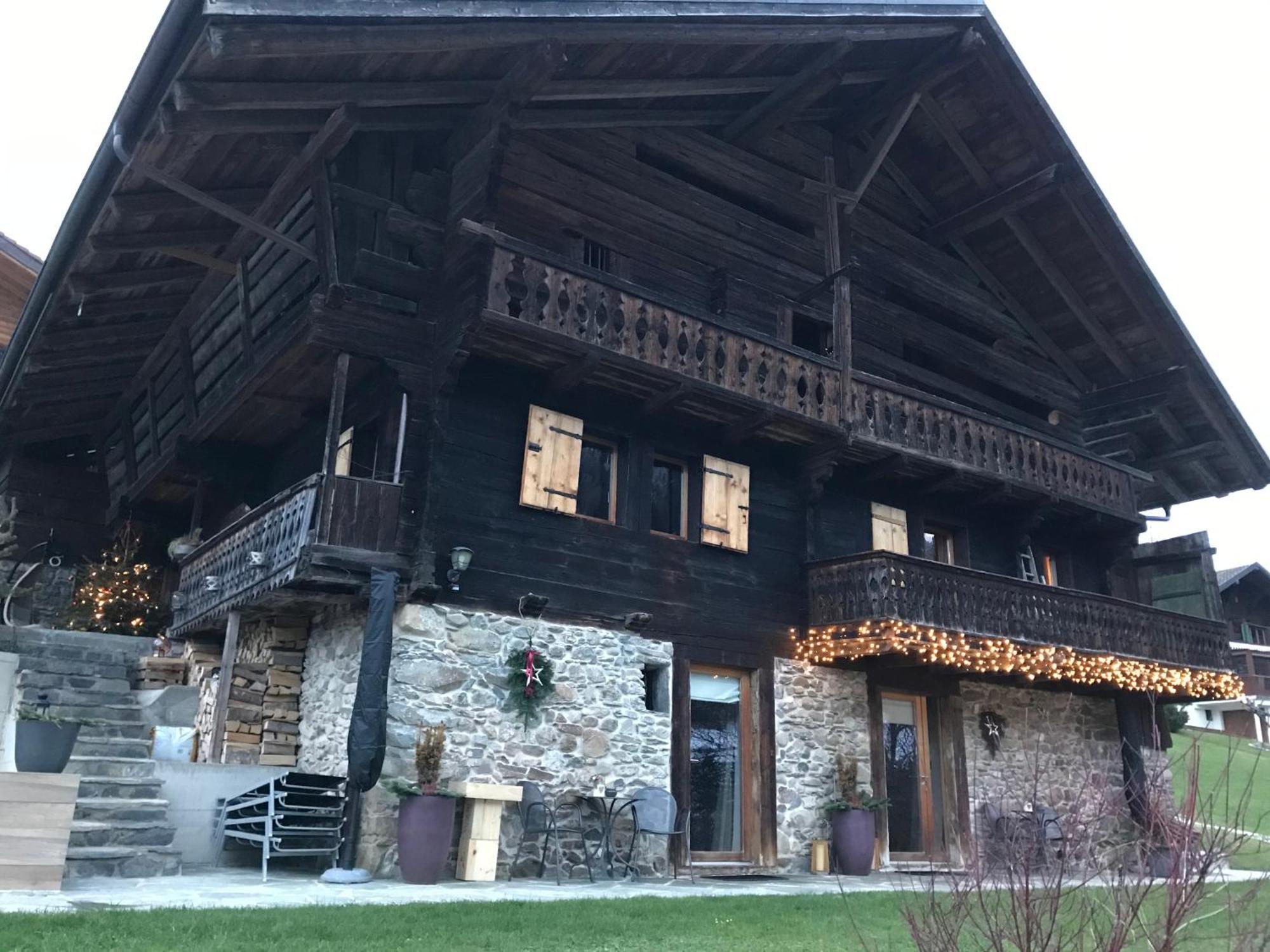 Le 30 Bed & Breakfast Troistorrents ภายนอก รูปภาพ